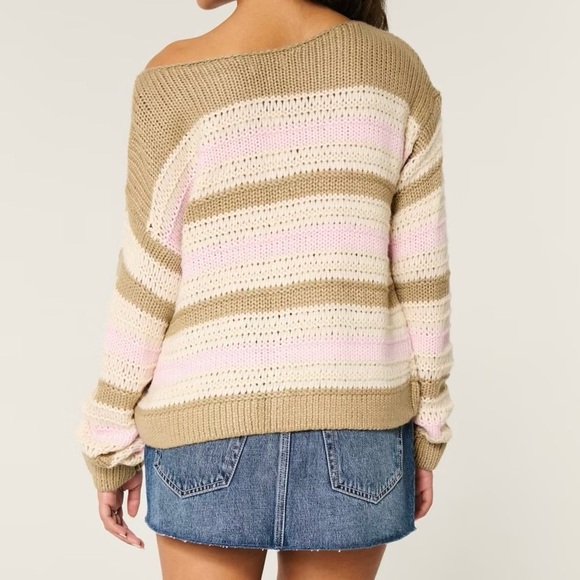 Hollister Slouchy Off-the-Shoulder Sweater Women’s Small NWT Brown - Picture 2 of 4